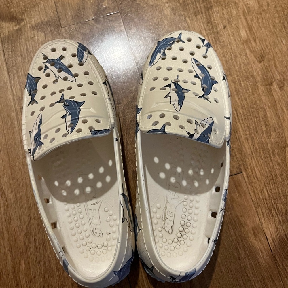 Kids Cream Shark Floaters/Boat shoes